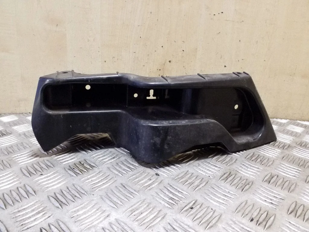 Aizmugurējā bufera turētājs DS7317E850B