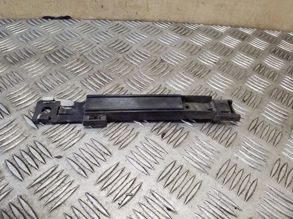 Rear bumper mounting bracket PS98302