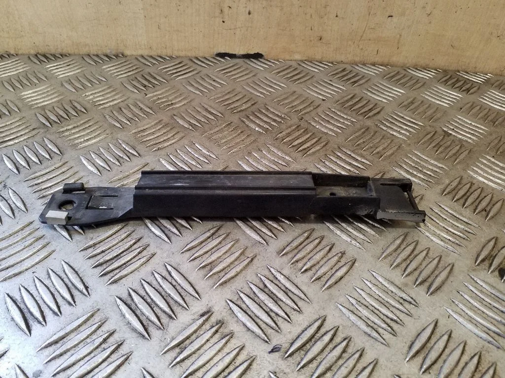 Rear bumper mounting bracket PS98303