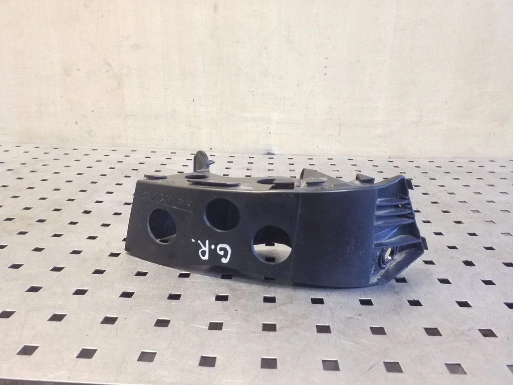 Tagumise kaitseraua kinnitusklamber 3K5Z0 – Subaru Outback (2009-2014)