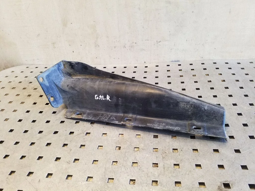 Rear bumper mounting bracket – Subaru Outback (2004-2006)