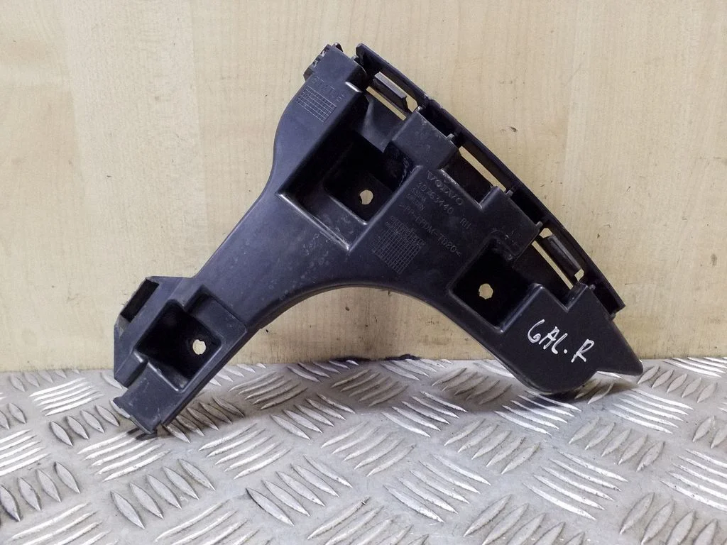 Galinis laikiklis bamperio