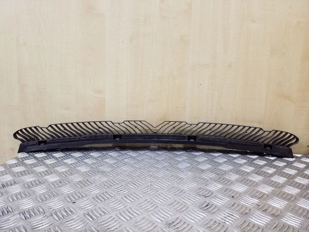 Rear bumper mounting bracket 3G5807863