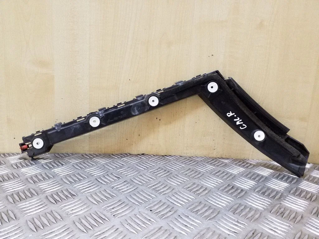 Galinis laikiklis bamperio