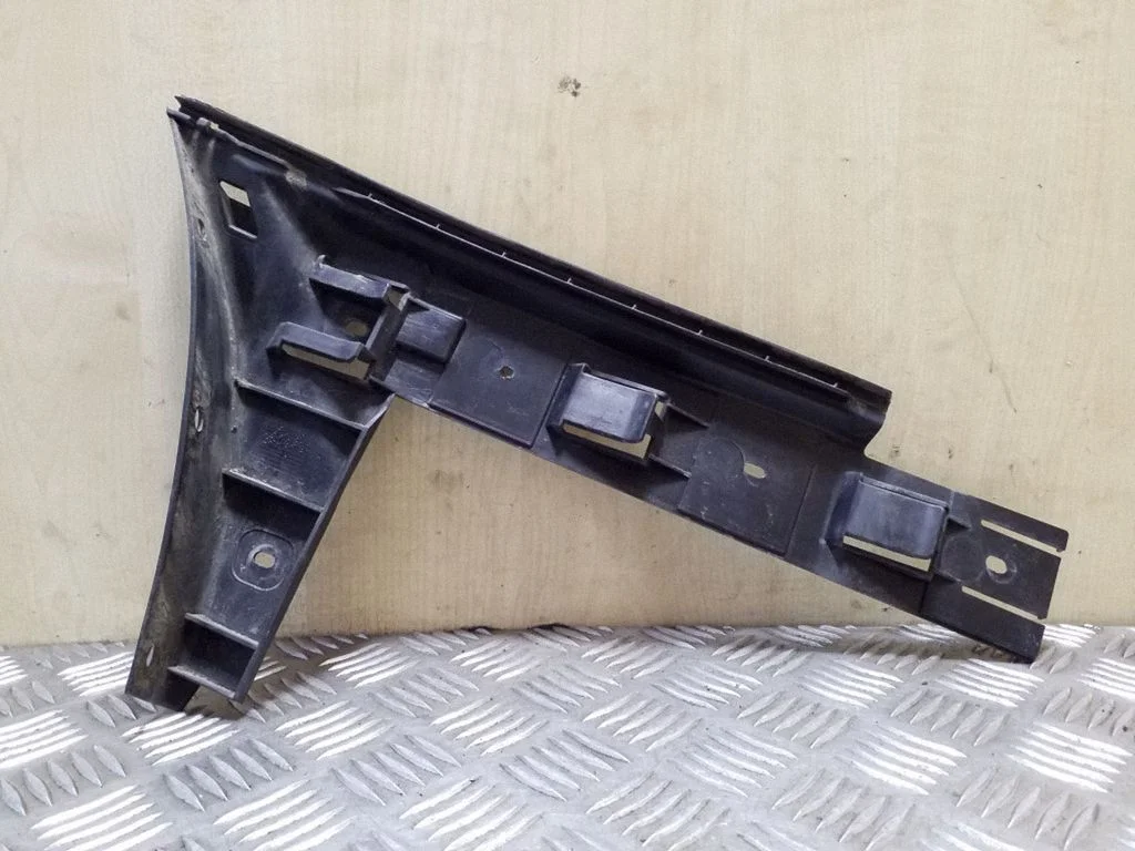 Rear bumper mounting bracket 3D5807393C