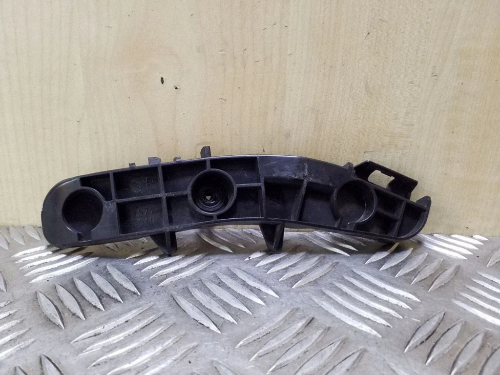 Rear bumper mounting bracket 5257705010