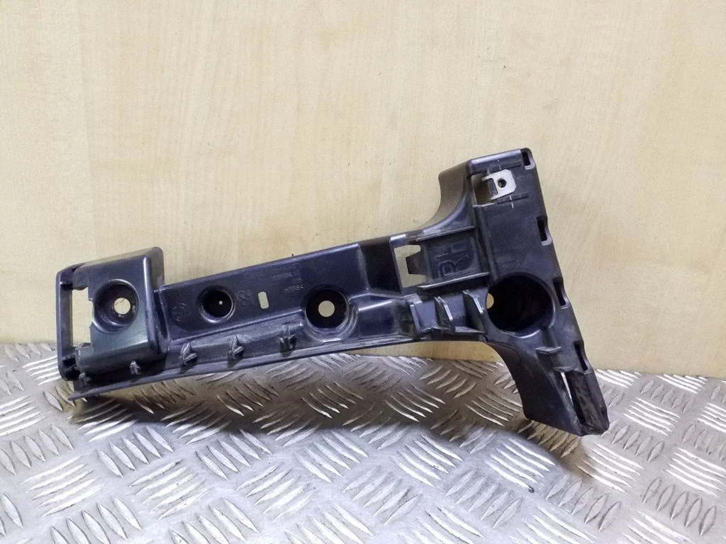 Rear bumper mounting bracket 51127158442