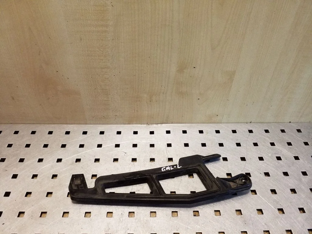 Rear bumper mounting bracket 51127185985