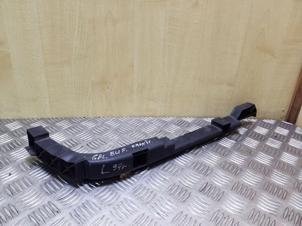 Rear bumper mounting bracket 7D0807393