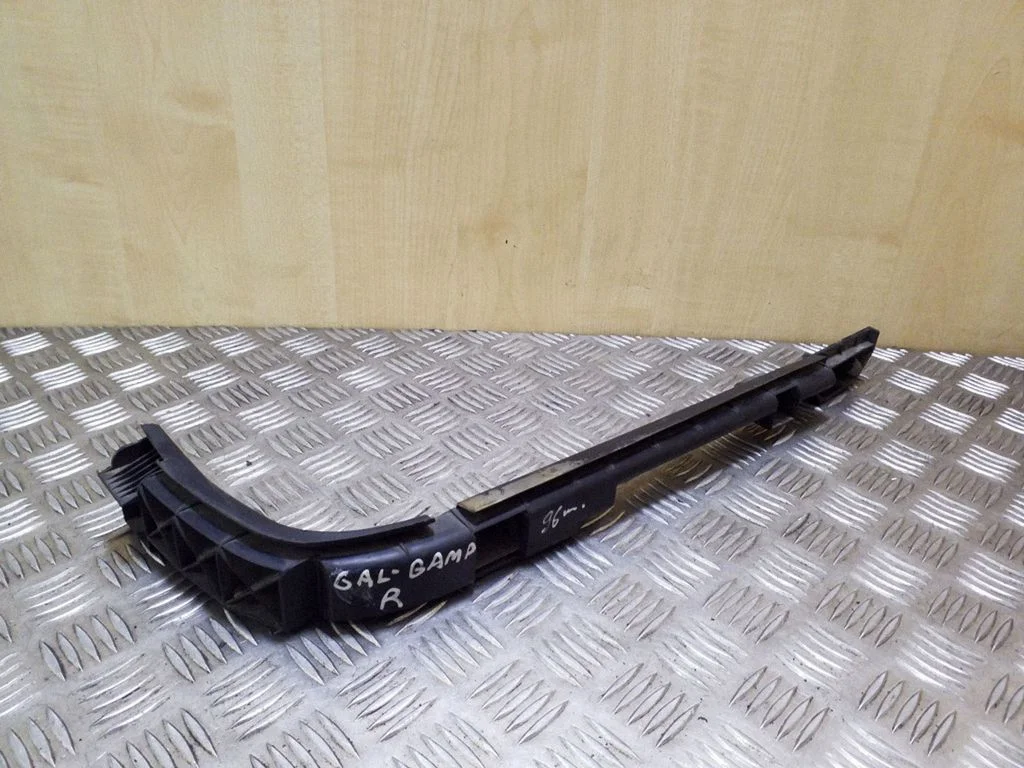 Rear bumper mounting bracket 7D0807394