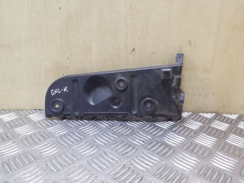Rear bumper mounting bracket 8E0807454