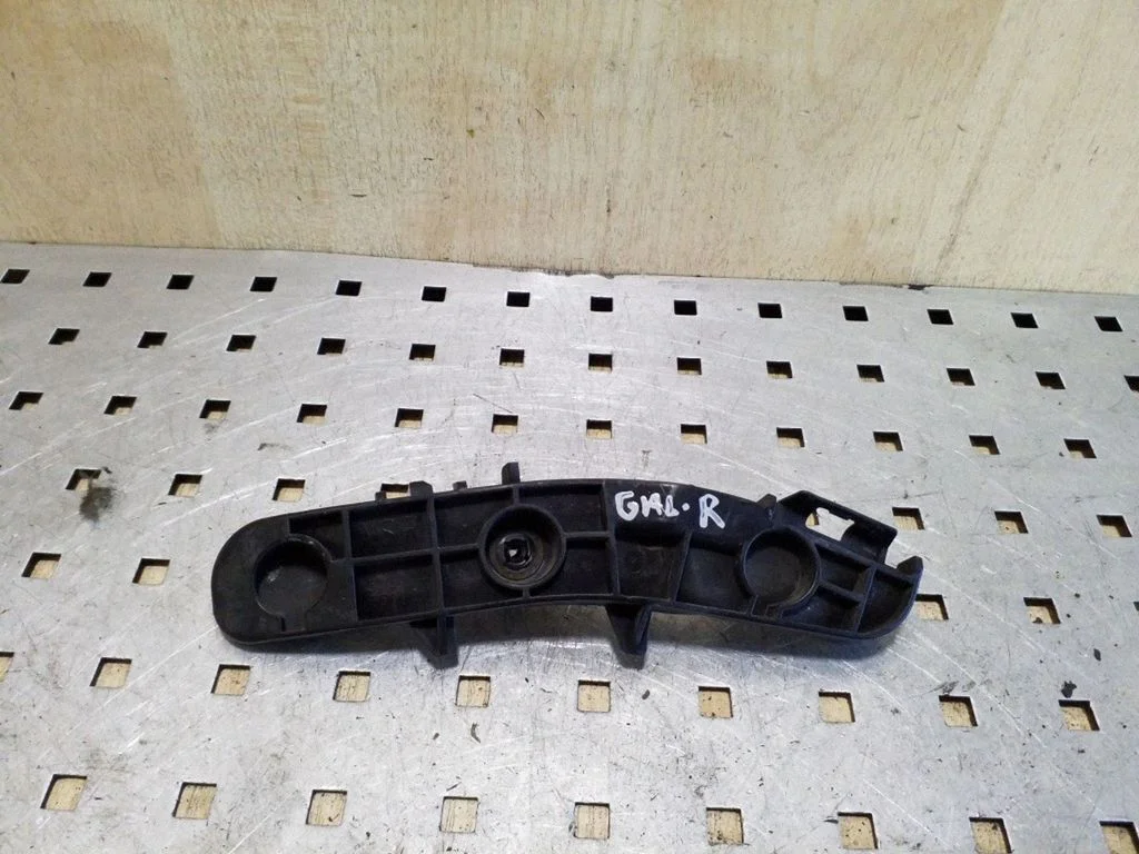 Rear bumper mounting bracket 5257705010