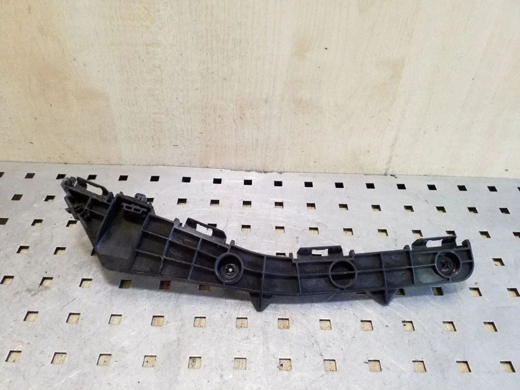 Rear bumper mounting bracket 5257605040