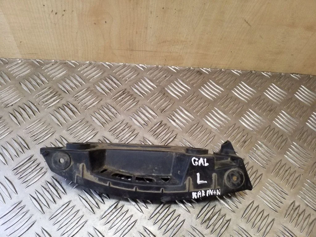 Tagumise kaitseraua kinnitusklamber – Skoda Octavia Mk2 (1Z) (2004-2013)