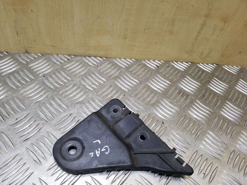 Rear bumper mounting bracket 8Z0807375B