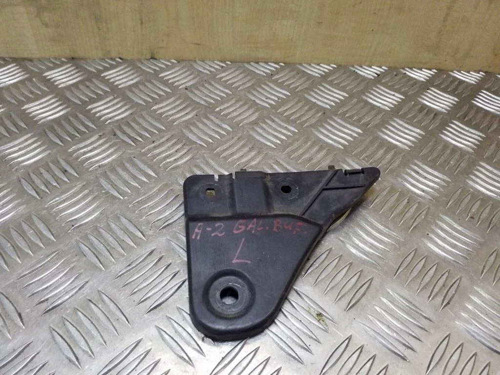 Rear bumper mounting bracket 8Z0807375B