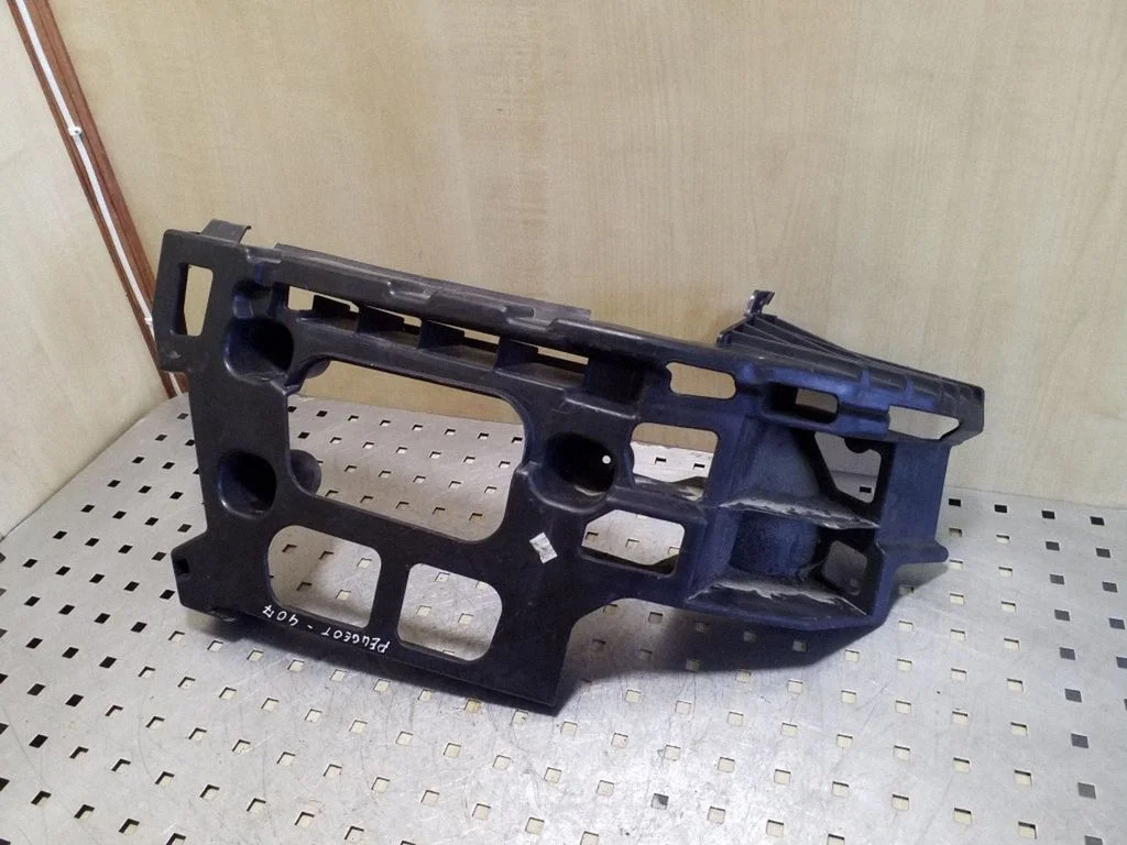 Rear bumper mounting bracket 9647553780