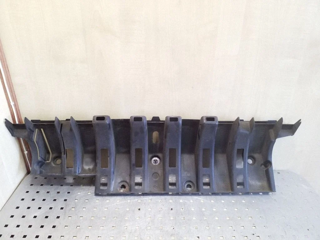 Rear bumper mounting bracket 9682936080
