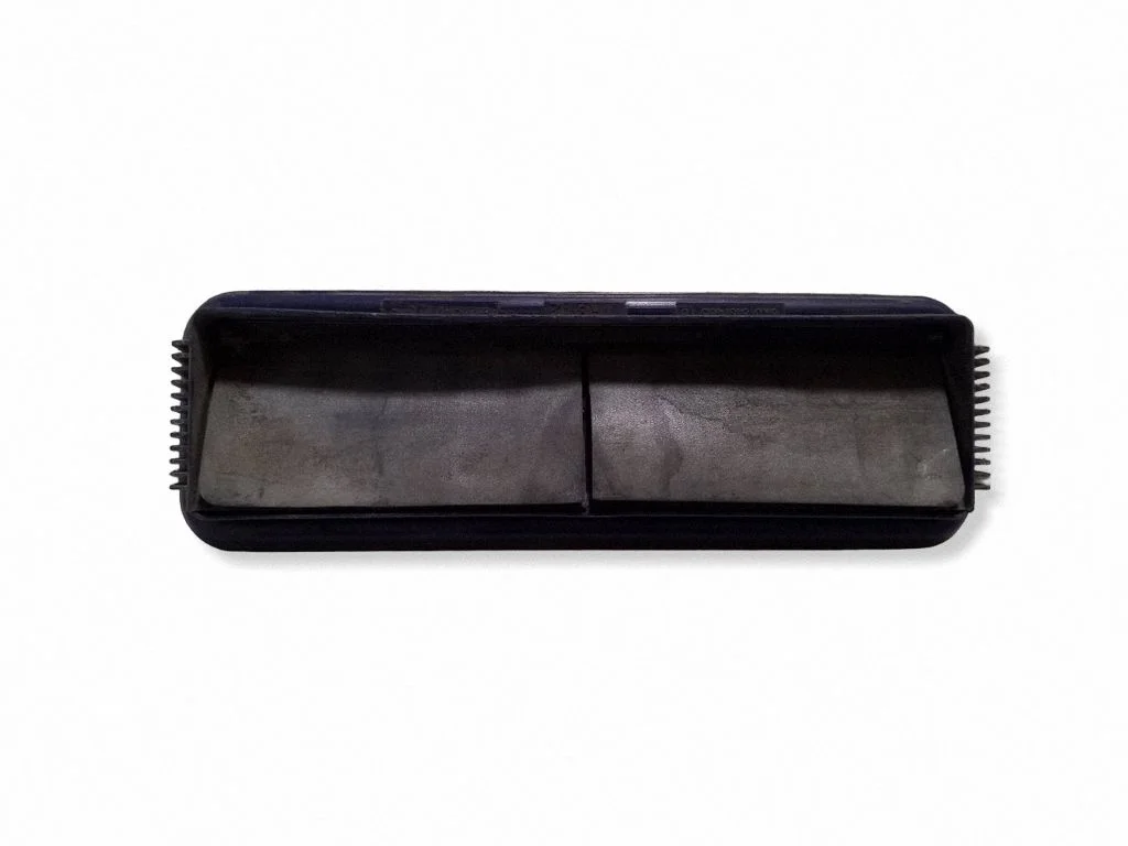 Quarter panel pressure vent 6X0819465D