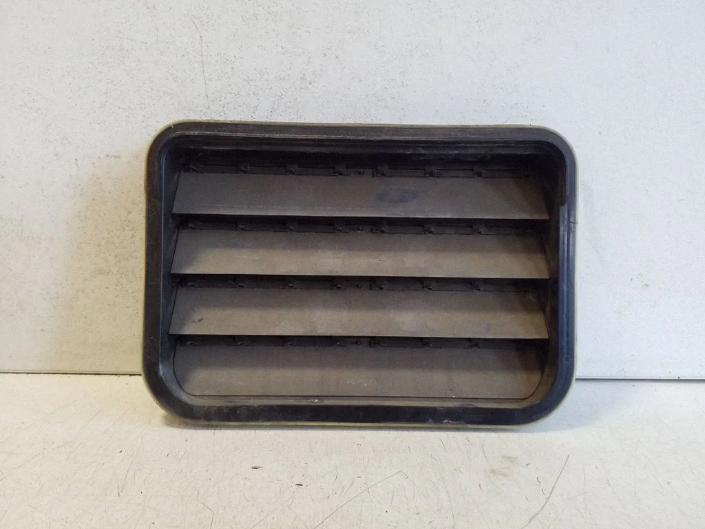 Ventilatsioonirest 7PP819181A