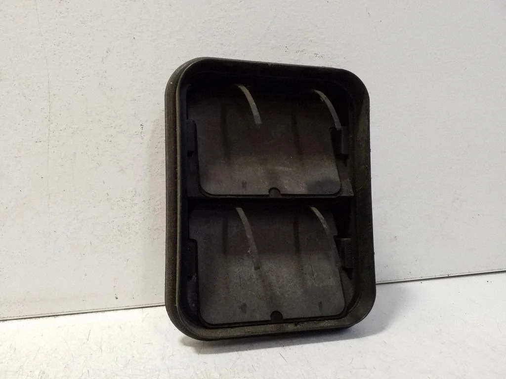Ventilācijas režģis 76804ED50A