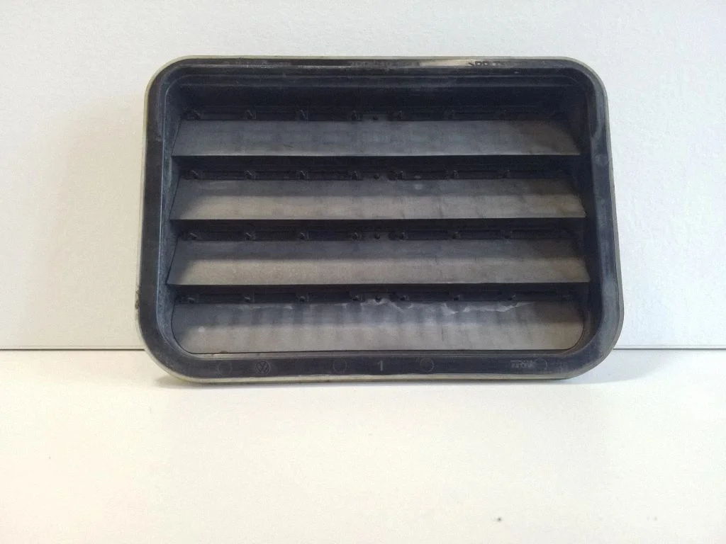 Ventilatsioonirest 7PP819181A