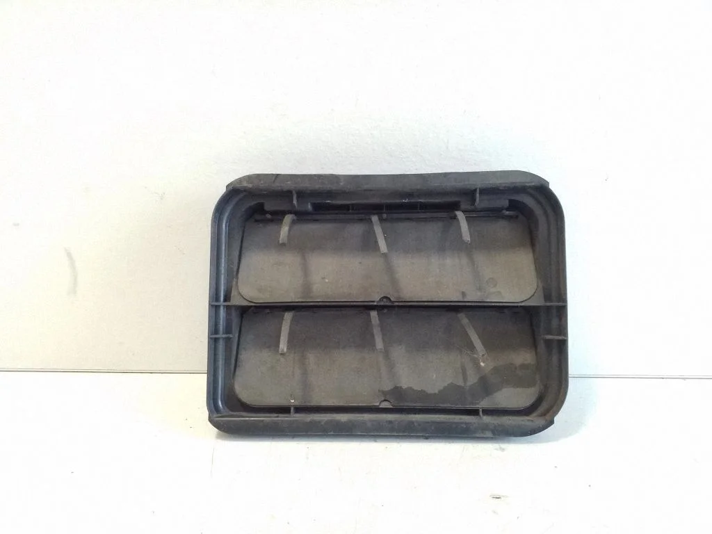 Quarter panel pressure vent 9675506980 – Citroen C4 Grand Picasso (2013-2018)
