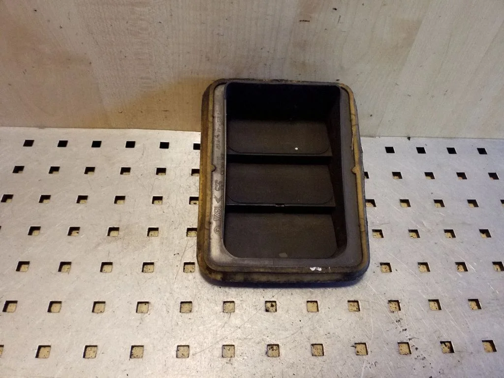 Ventilācijas režģis 96384903