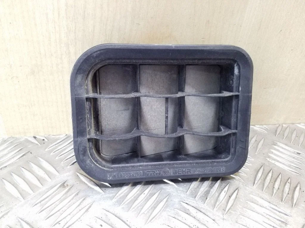 Ventilatsioonirest 93335189