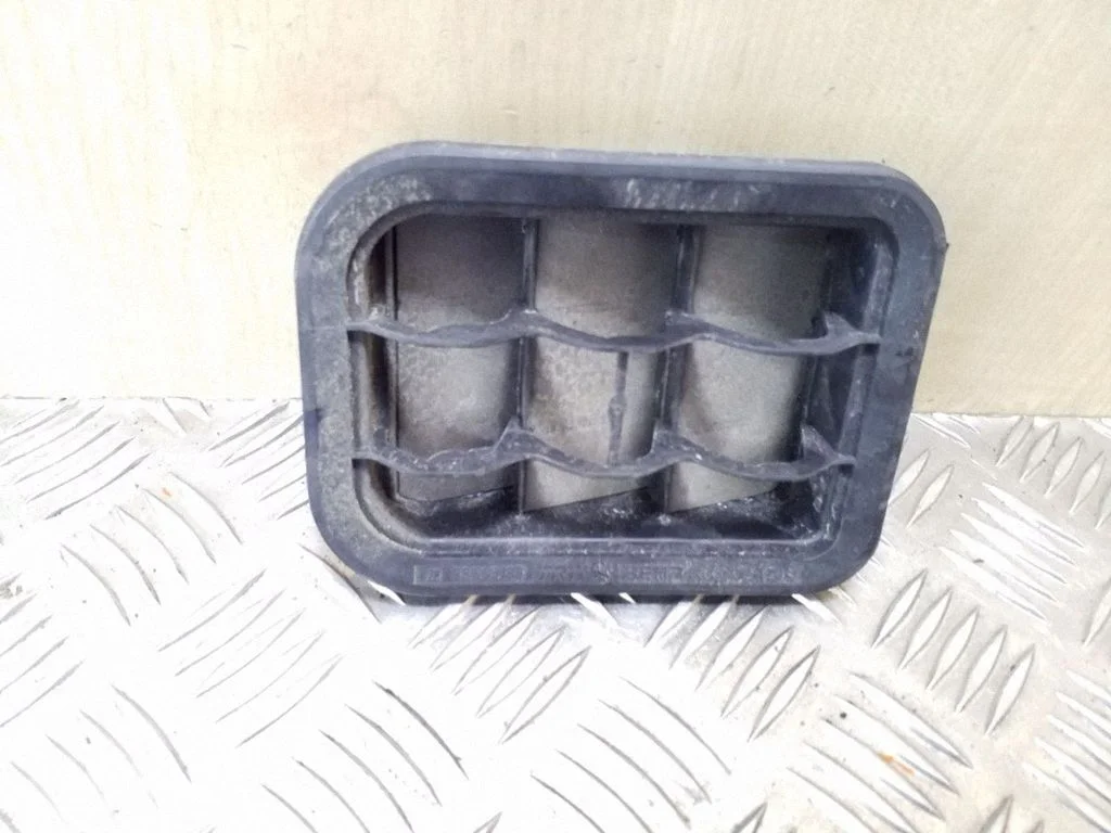 Ventilatsioonirest 93335189