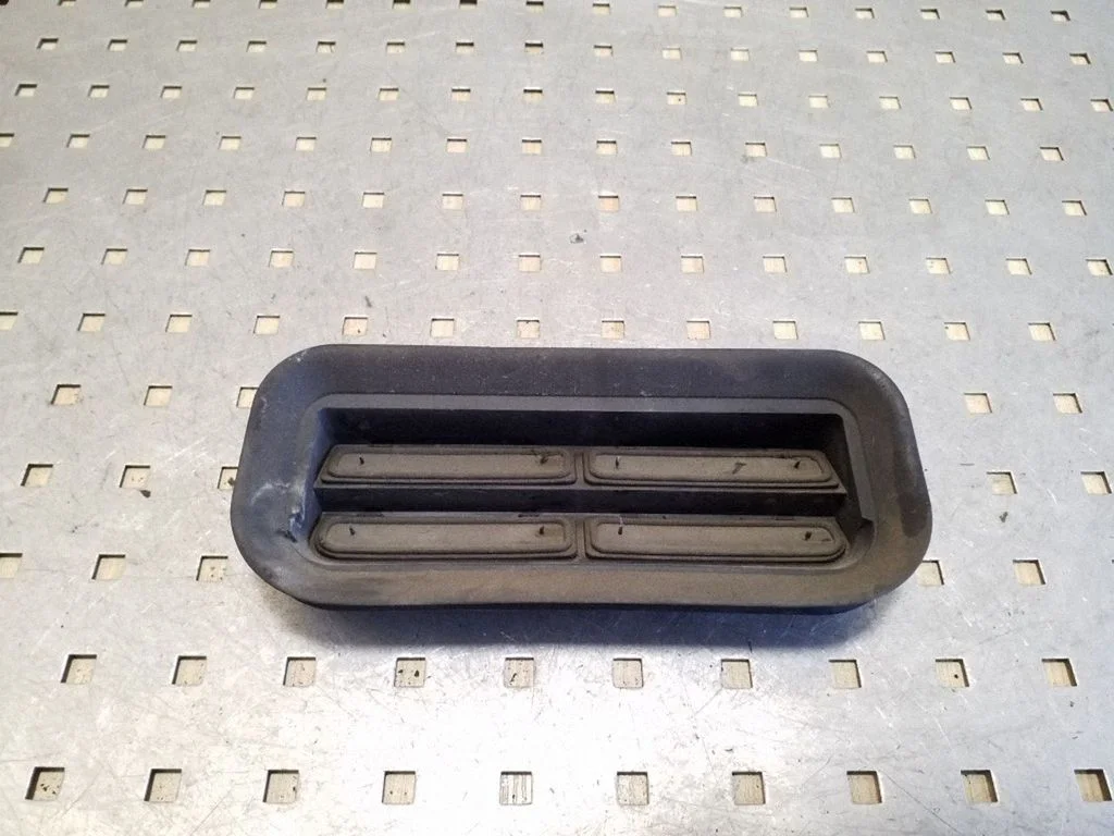 Ventilatsioonirest 3D0819465B
