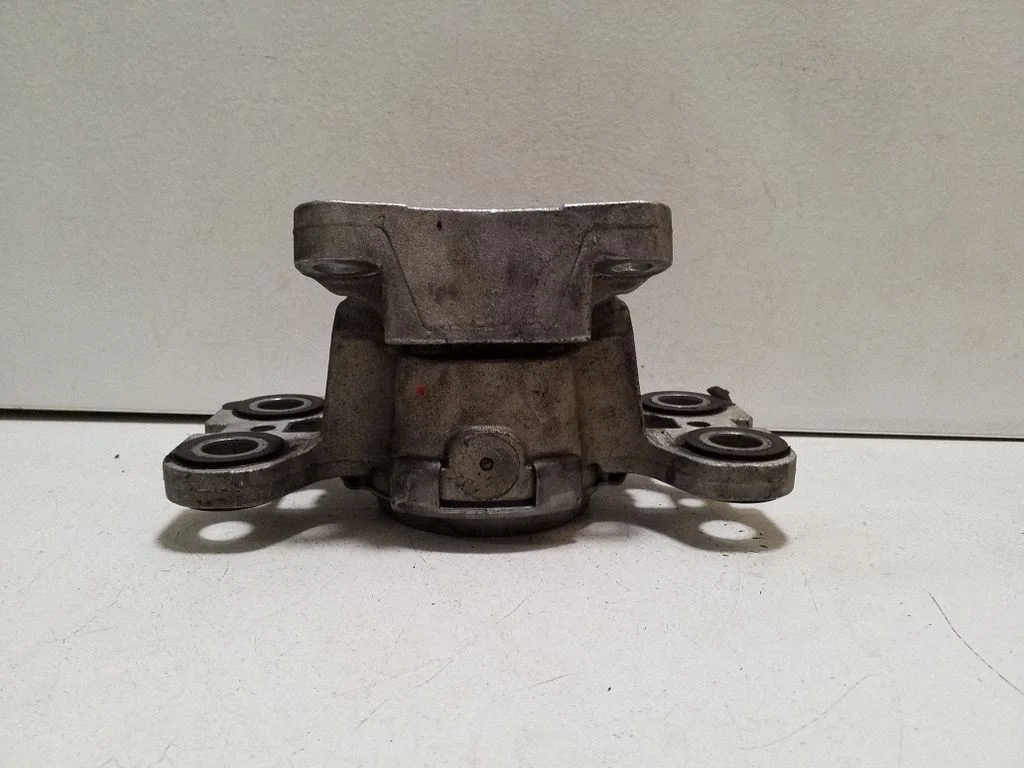 Gearbox mount EJ327M121AD