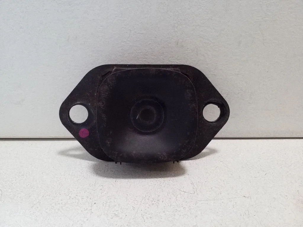 Gearbox mount 112204BB0A