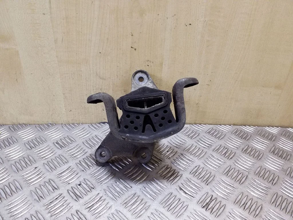 Käigukasti padi 7H0399151G