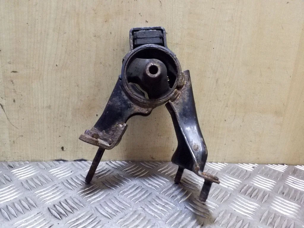 Gearbox mount 1T5478
