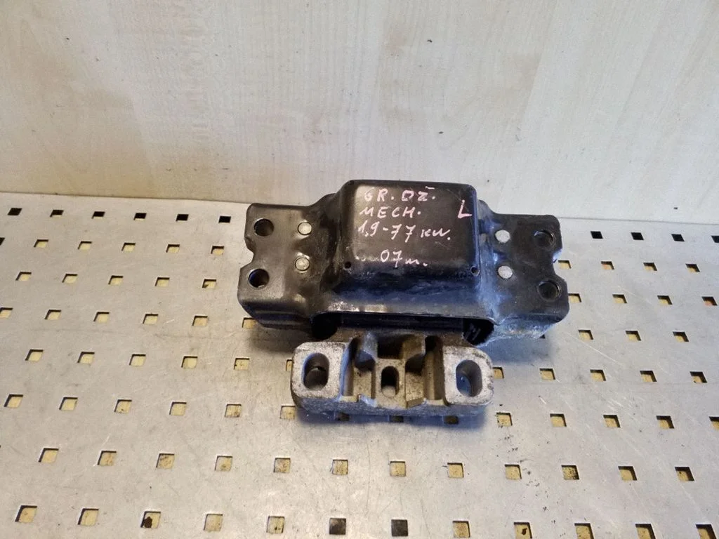 Gearbox mount 1K0199555