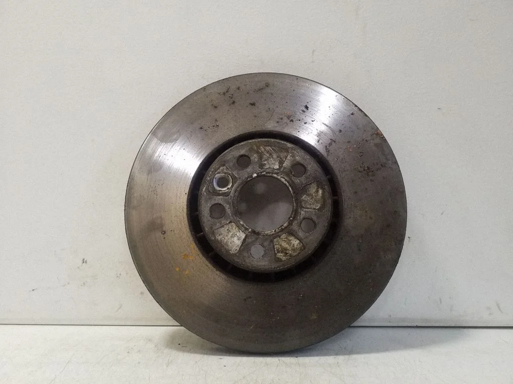 Priekšējais bremžu disks