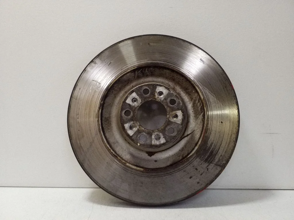Esimene piduriketas – Bentley Continental (2003-2017), vasak