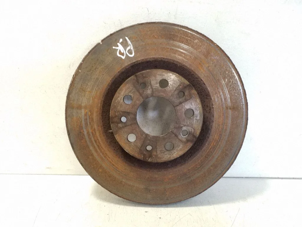 Priekšējais bremžu disks – labā