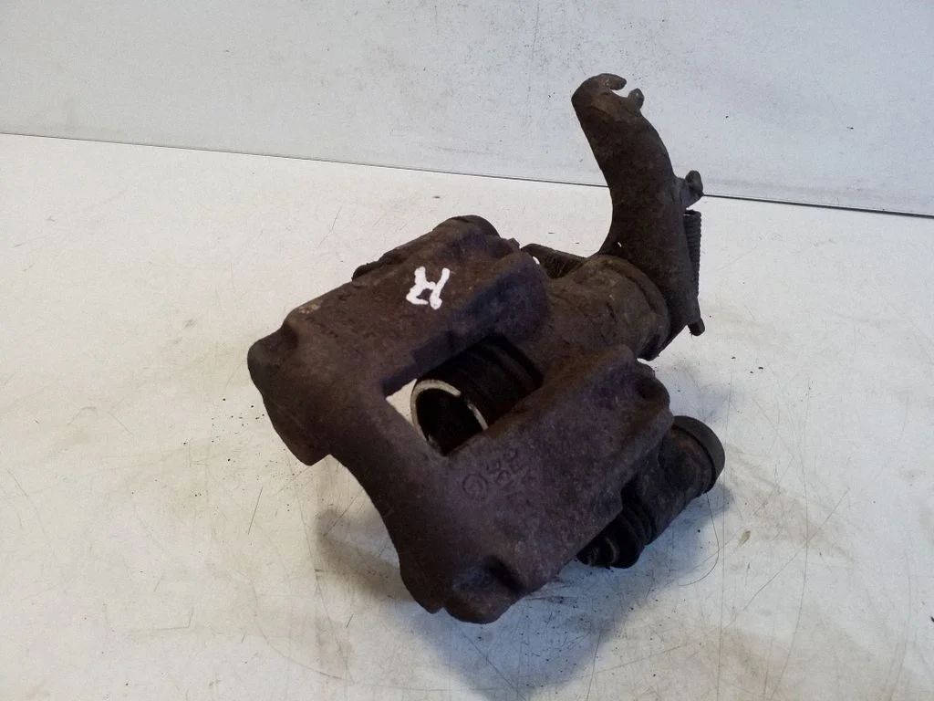 Tagumine pidurisadul – Iveco Daily 6th gen (2014-)