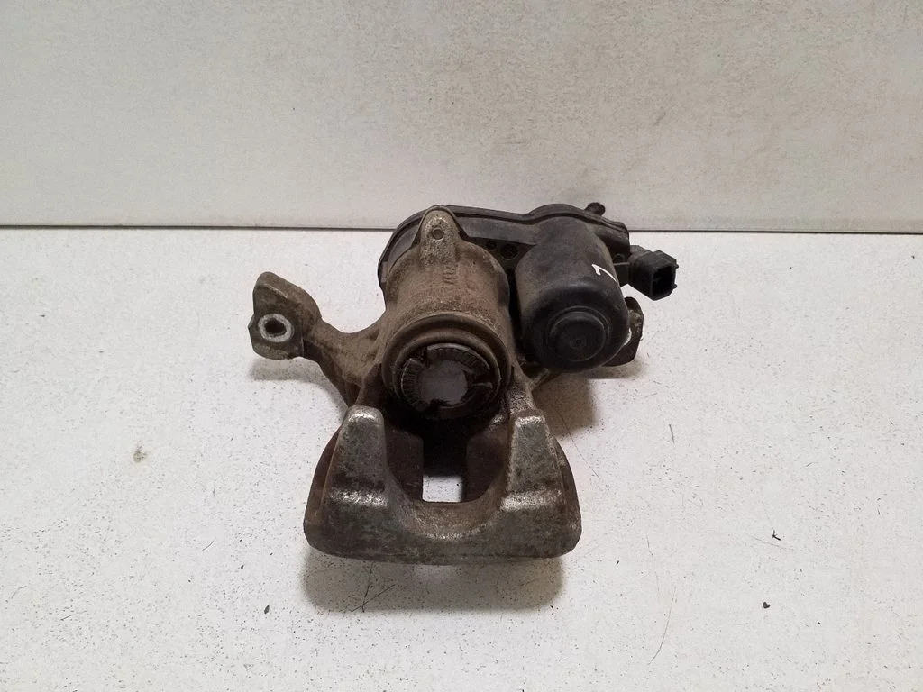 Tagumine pidurisadul 46310F4011