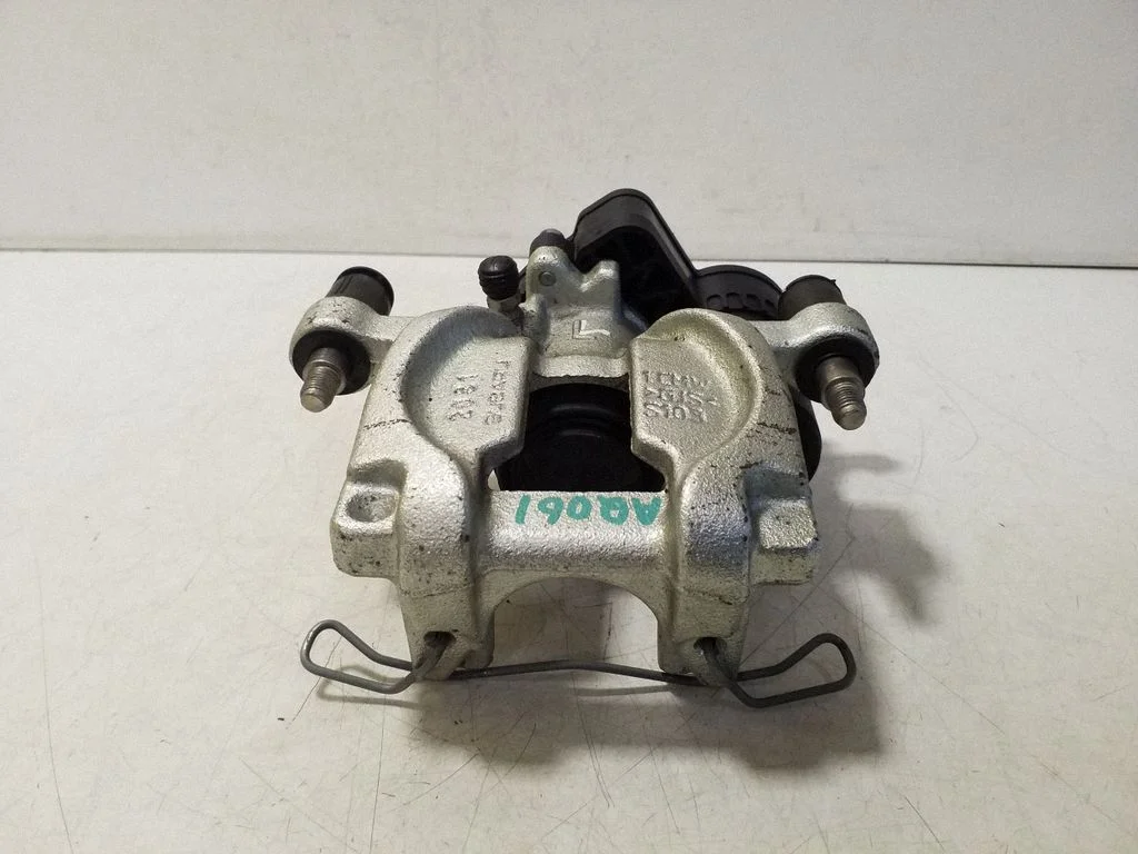 Tagumine pidurisadul 26620FN010