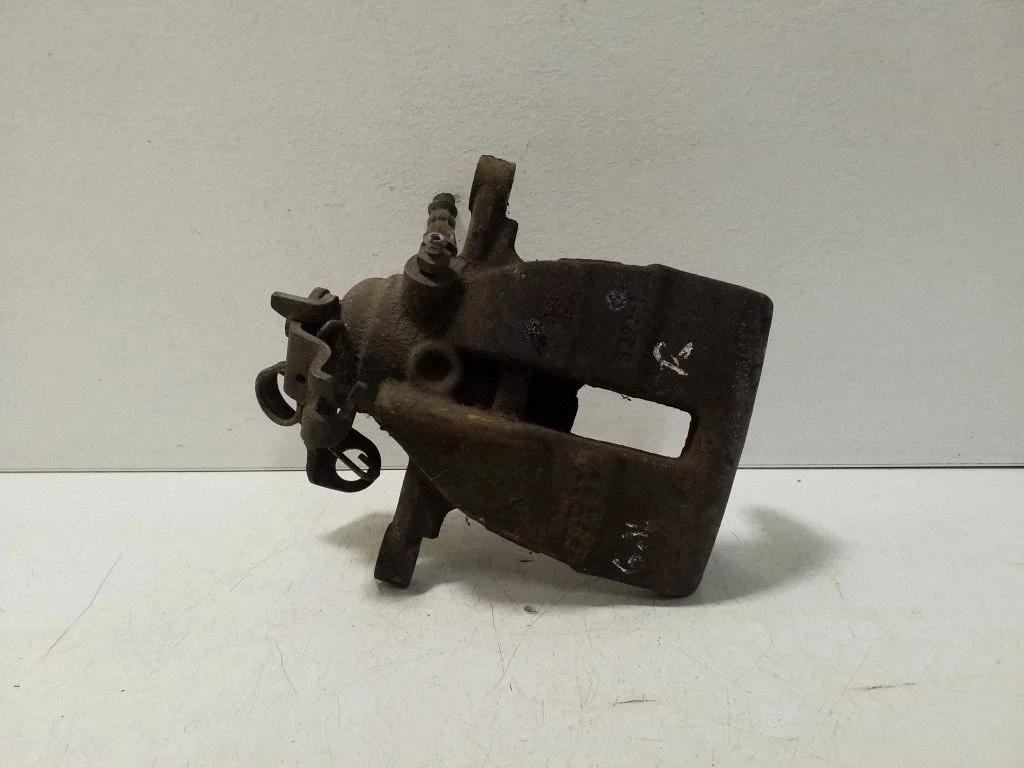 Rear brake caliper – right