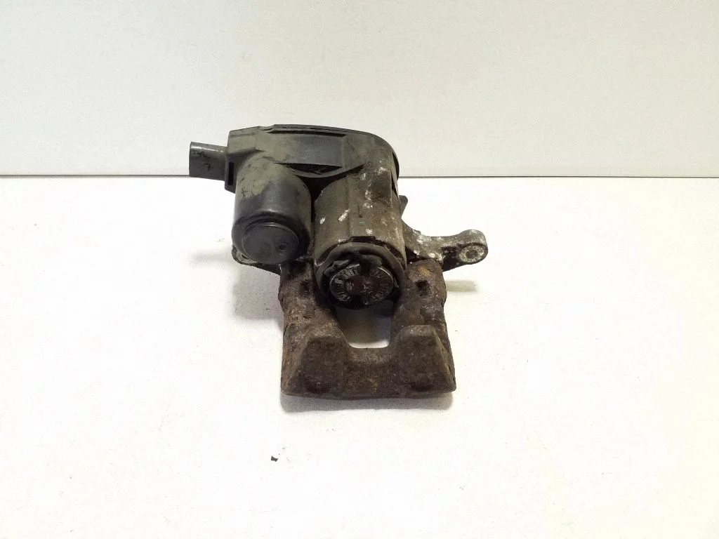 Rear brake caliper – right