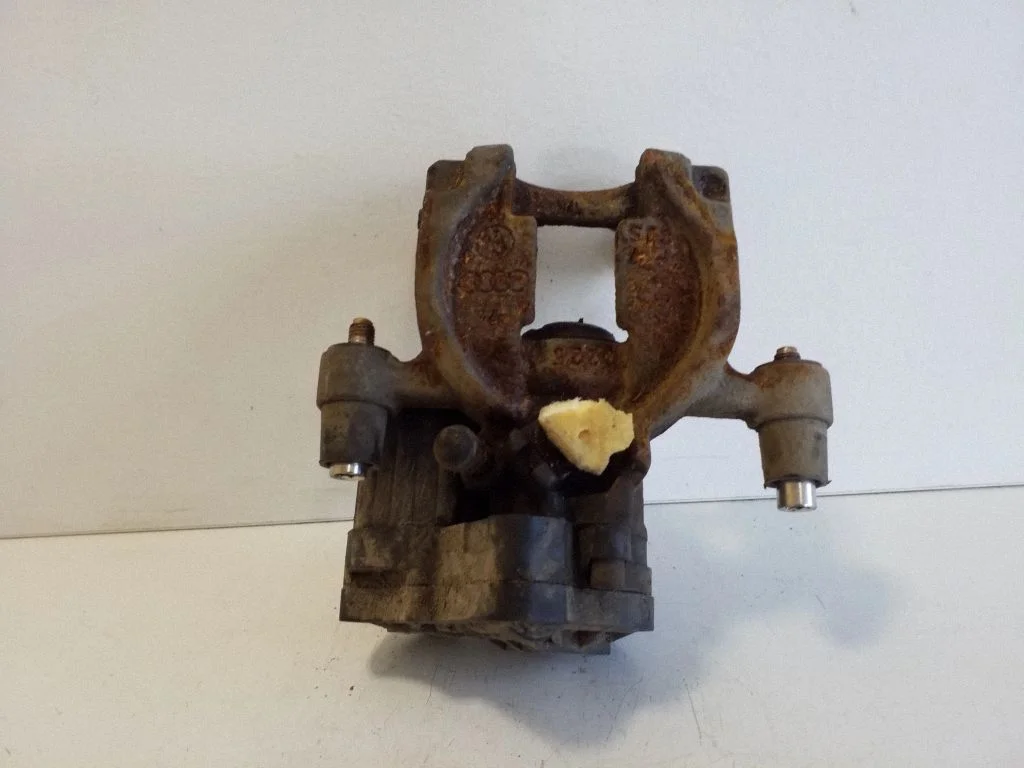 Rear brake caliper – Volkswagen e-Golf (2014-)