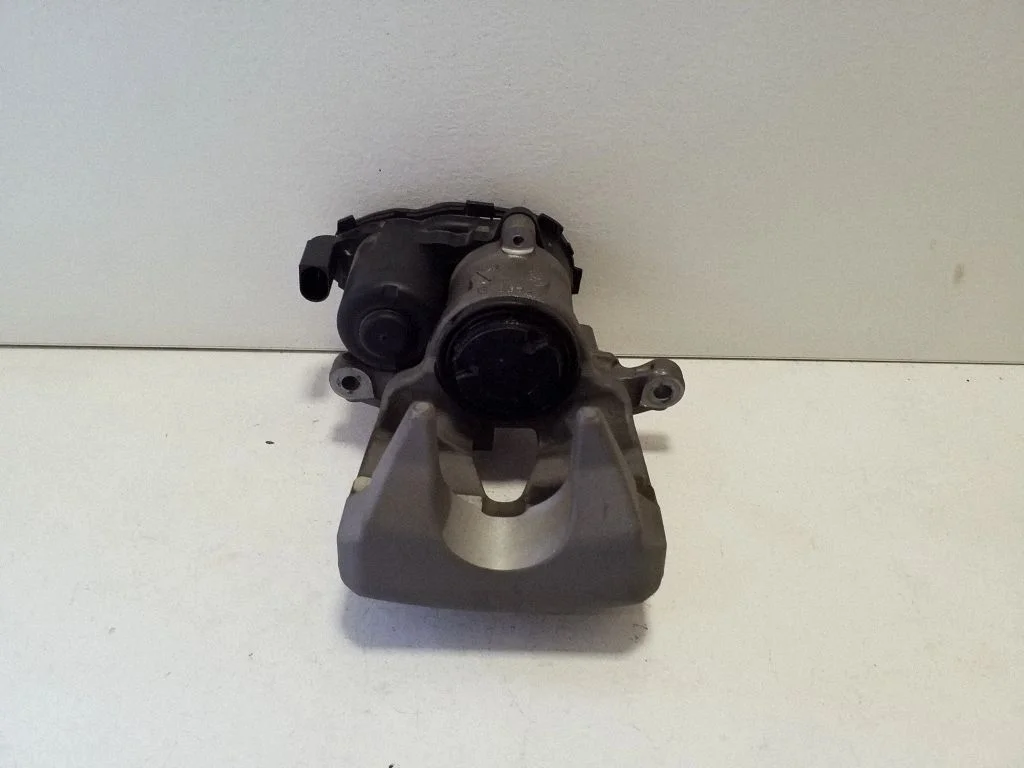 Rear brake caliper A007A345G