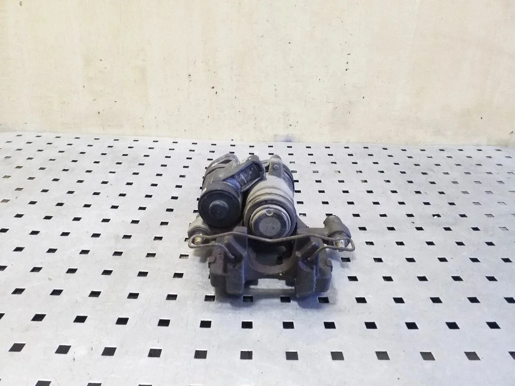 Rear brake caliper 5Q0615405CK