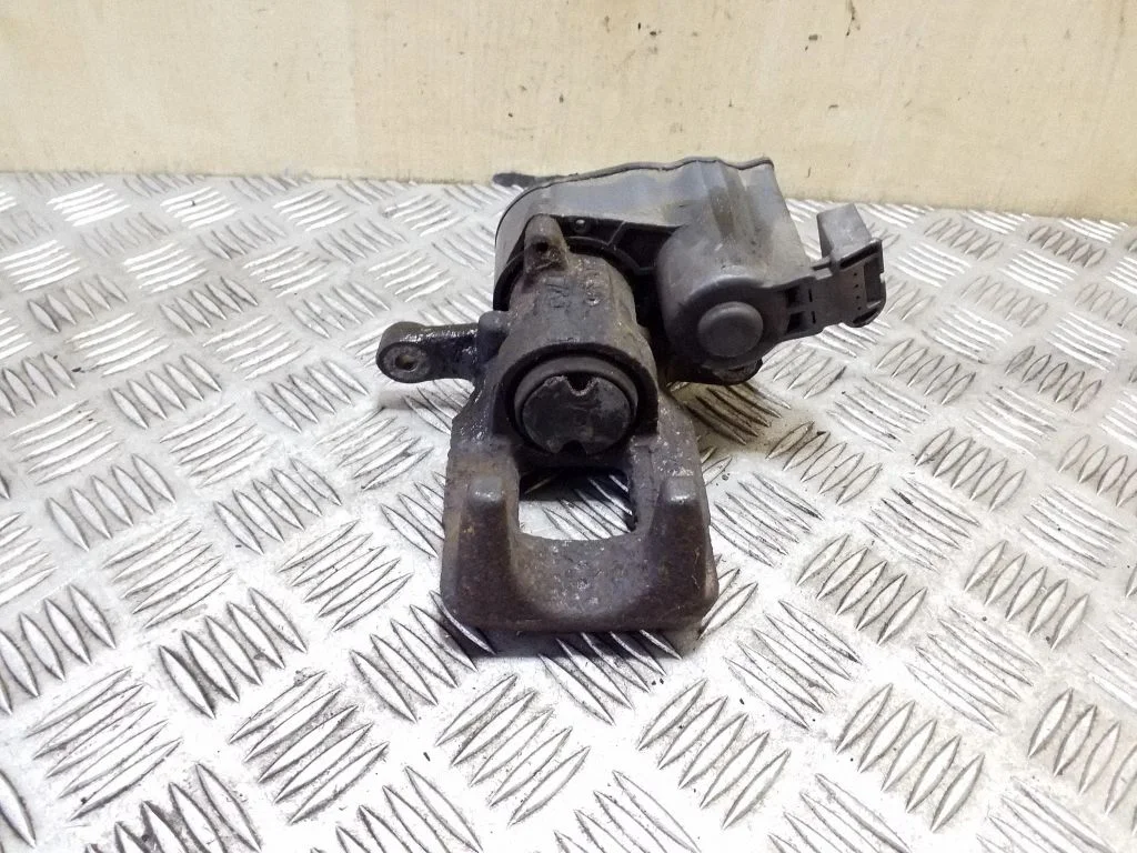 Rear brake caliper 0204749603