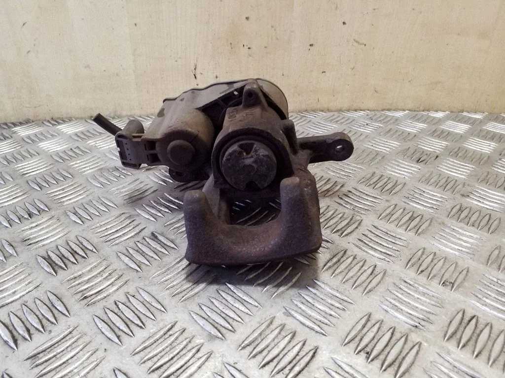 Tagumine pidurisadul – Citroen C4 Grand Picasso (2013-2018)