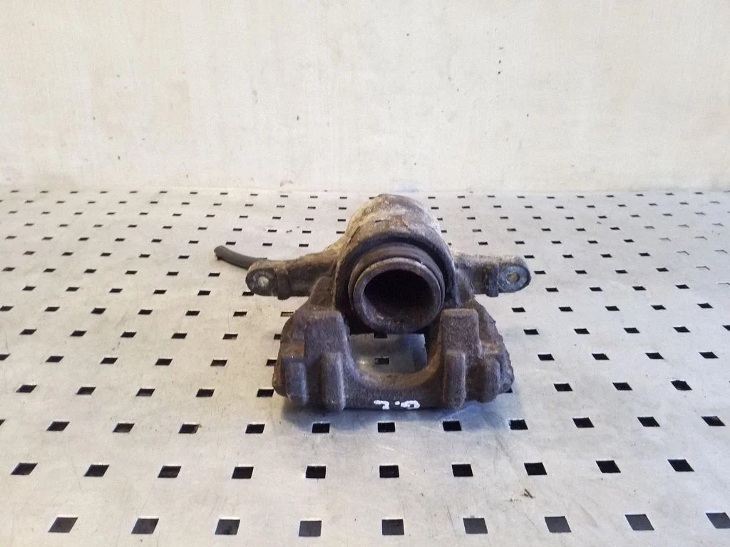 Rear brake caliper – Volkswagen Crafter (2006-2016)